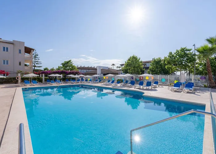 Aparthotel Globales Isabel Cala Bona 
